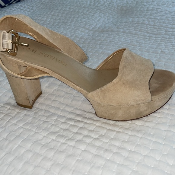 Stuart Weitzman platform beige sandals - Picture 2 of 4
